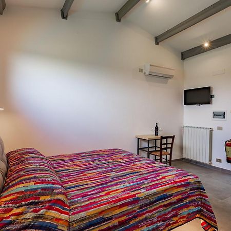 Agriturismo Palazzo Bandino - Wine Cellar, On Reservation Restaurant And Spa 基安奇安诺泰尔梅 外观 照片